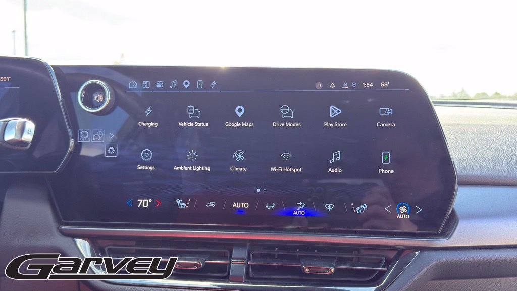 2025 Chevrolet Equinox EV RS - Photo 22
