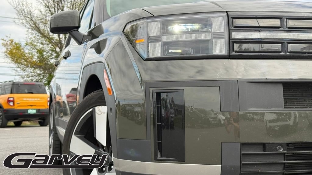 2025 Hyundai Santa Fe Limited - Photo 8