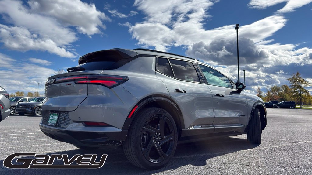 2025 Chevrolet Equinox EV RS - Photo 7