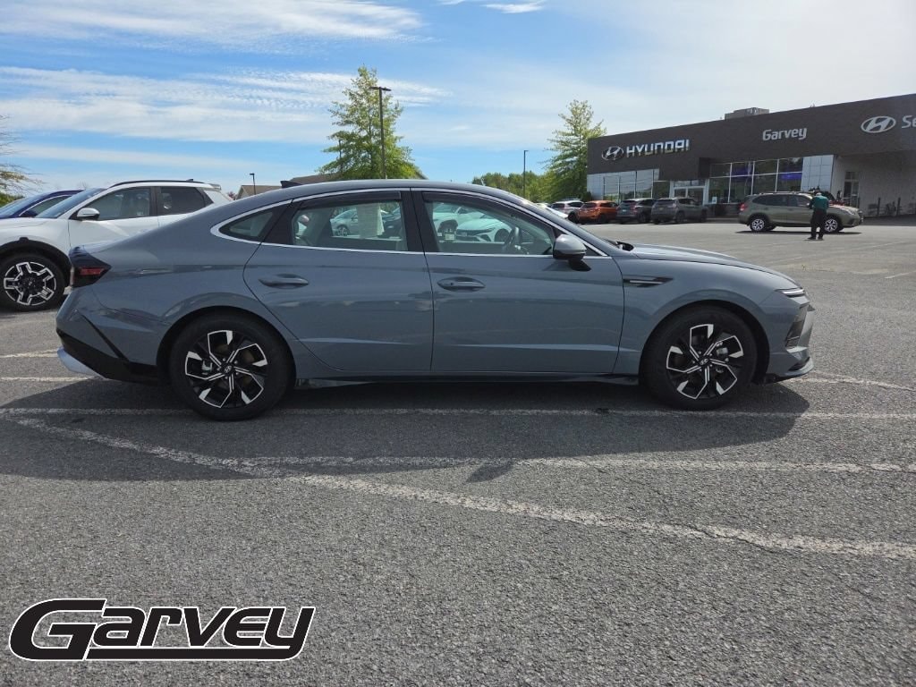 2025 Hyundai Sonata SEL - Photo 8