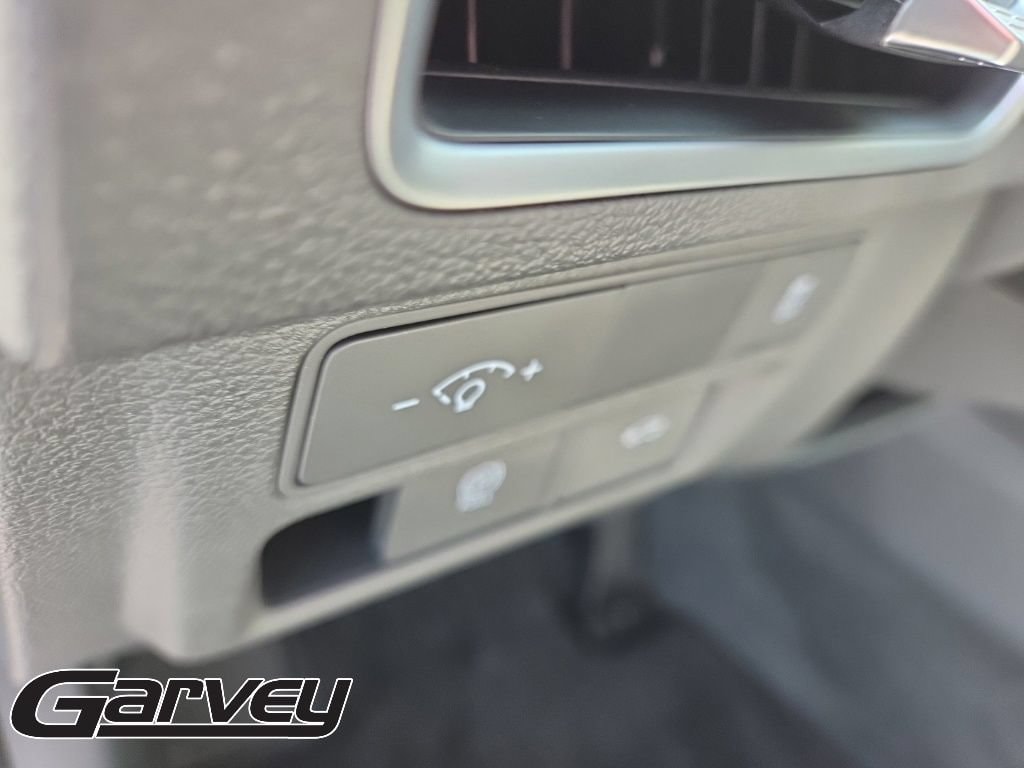 2025 Hyundai Sonata SEL - Photo 14