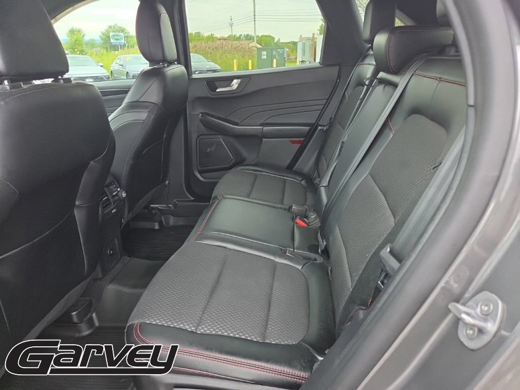 2023 Ford Escape ST-Line - Photo 11