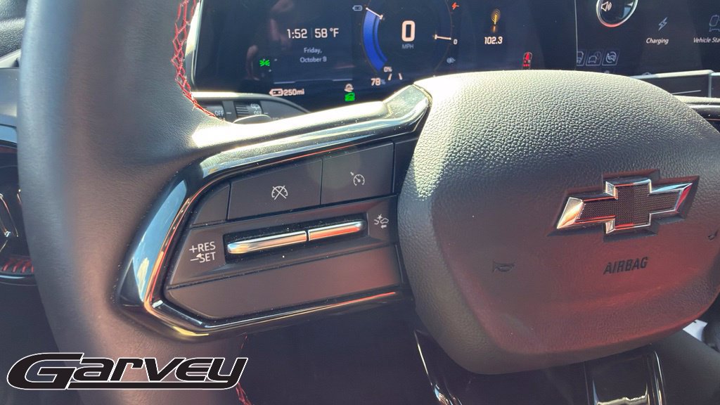 2025 Chevrolet Equinox EV RS - Photo 18