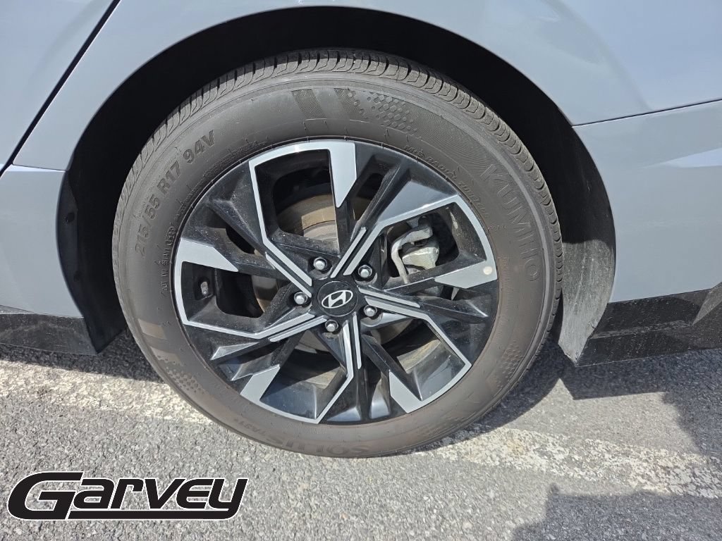 2025 Hyundai Sonata SEL - Photo 9
