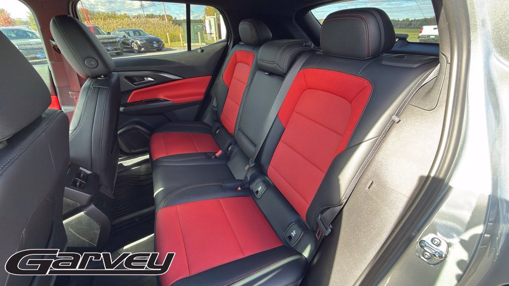 2025 Chevrolet Equinox EV RS - Photo 11