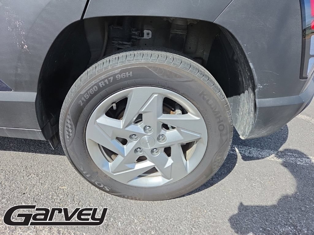 2025 Hyundai Kona SE - Photo 10