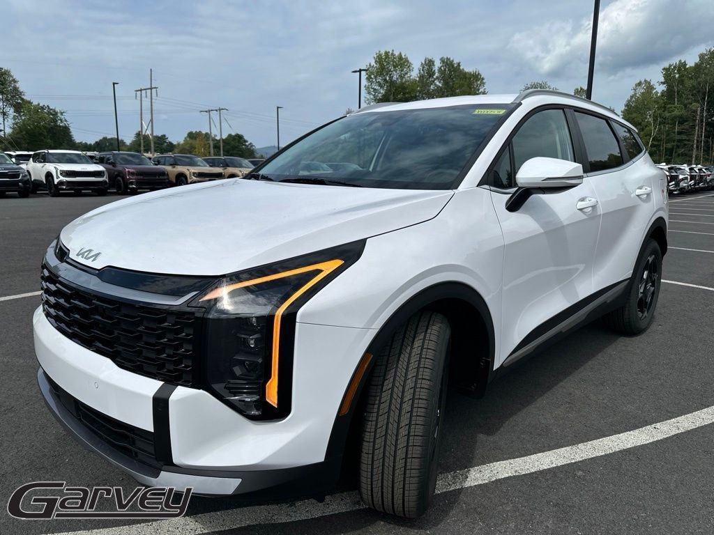 New 2026 Kia Sportage EX SUV