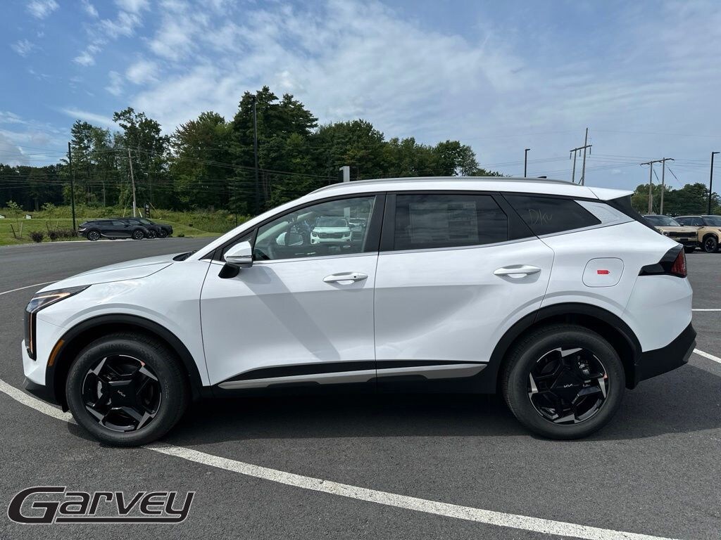 New 2026 Kia Sportage EX SUV