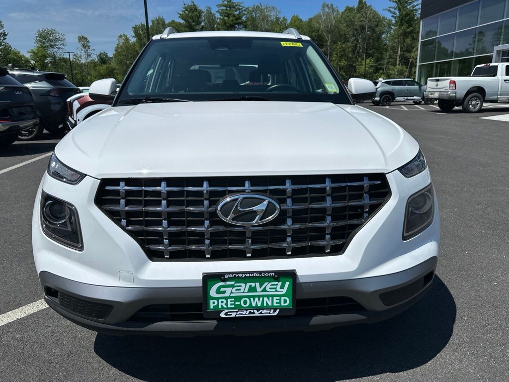 Used 2023 Hyundai Venue SEL SUV