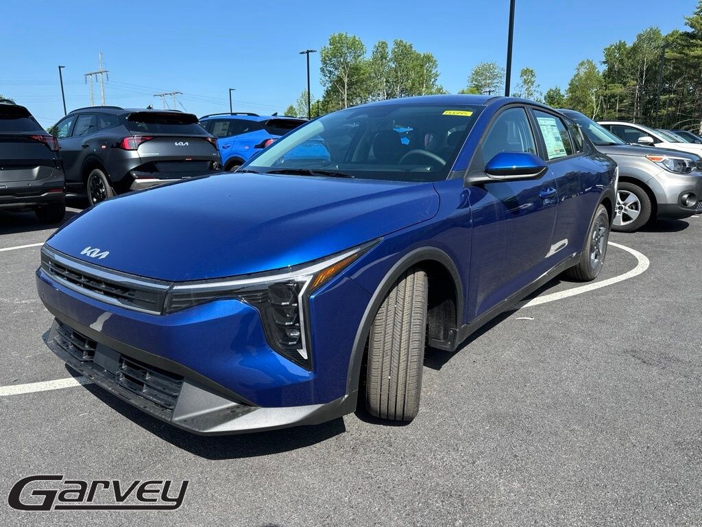 New 2026 Kia K4 LXS Sedan