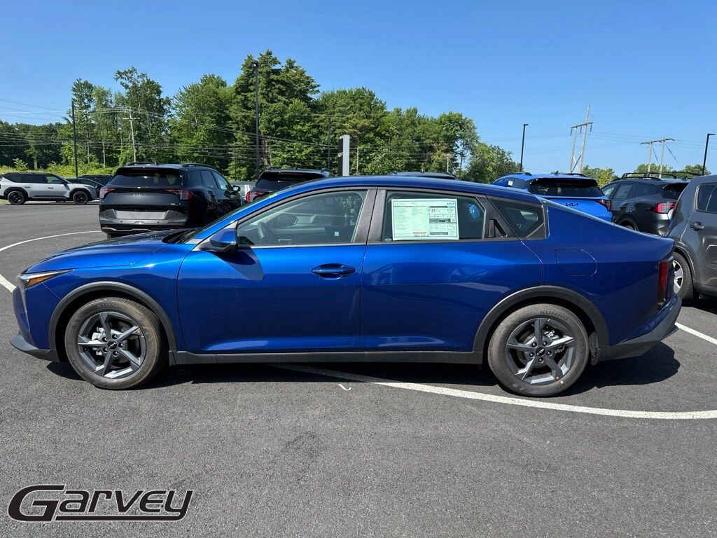 New 2026 Kia K4 LXS Sedan