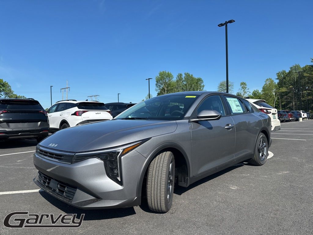 New 2026 Kia K4 LXS Sedan