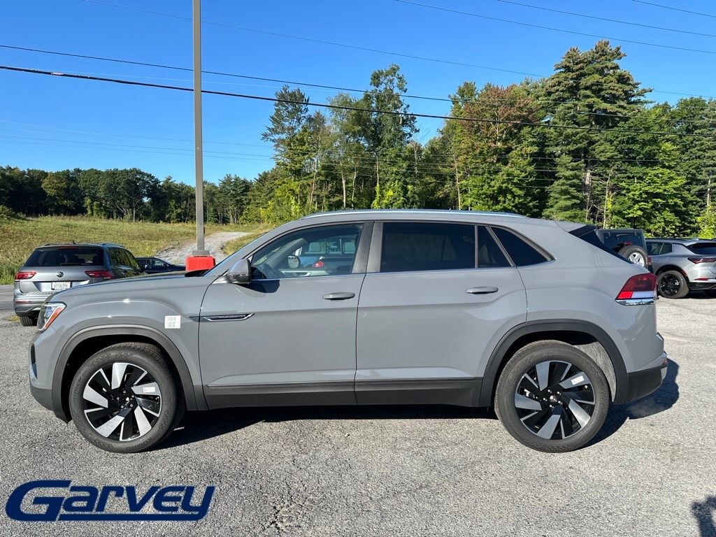 New 2026 Volkswagen Atlas Cross Sport SE w/Technology SUV