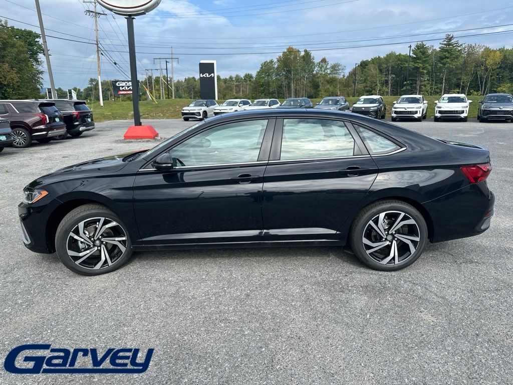 New 2027 Volkswagen Jetta 1.5T SEL Sedan