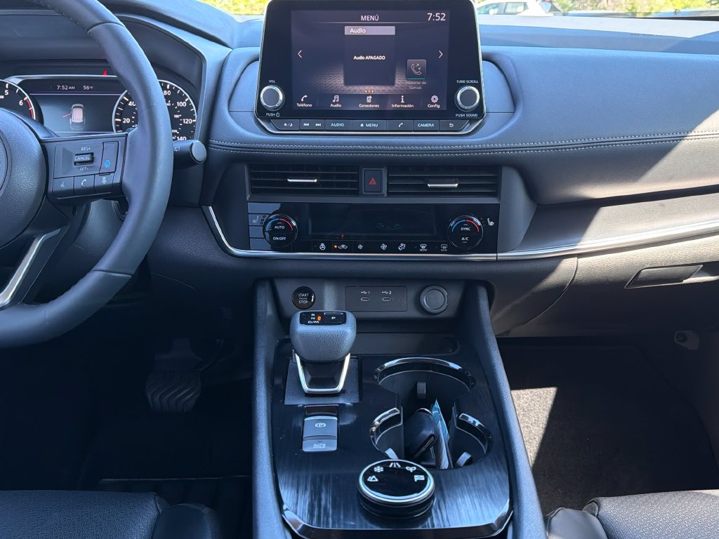 2024 Nissan Rogue SV - Photo 17