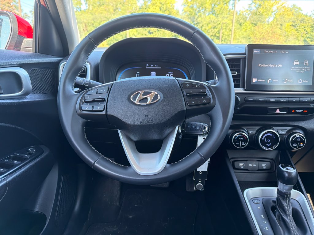 2023 Hyundai Venue SEL - Photo 14