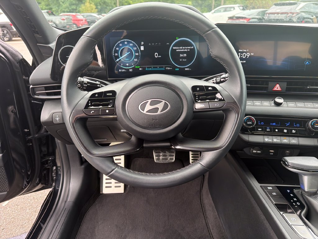 2025 Hyundai Elantra Blue - Photo 14