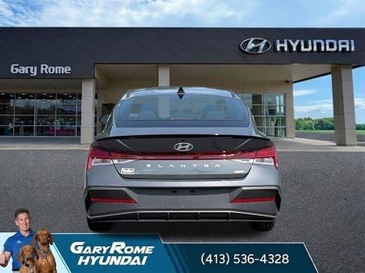 2025 Hyundai Elantra Blue - Photo 13