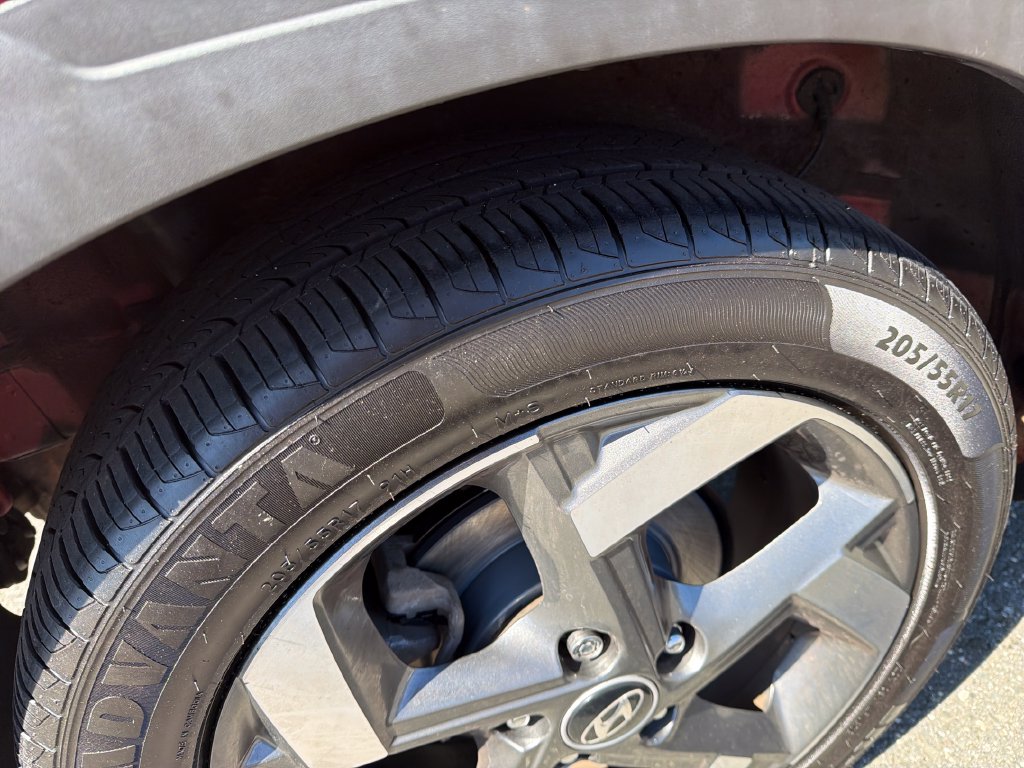 2023 Hyundai Venue SEL - Photo 28