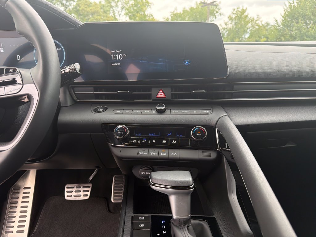 2025 Hyundai Elantra Blue - Photo 19