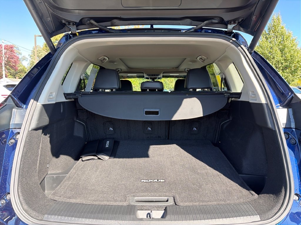 2024 Nissan Rogue SV - Photo 23