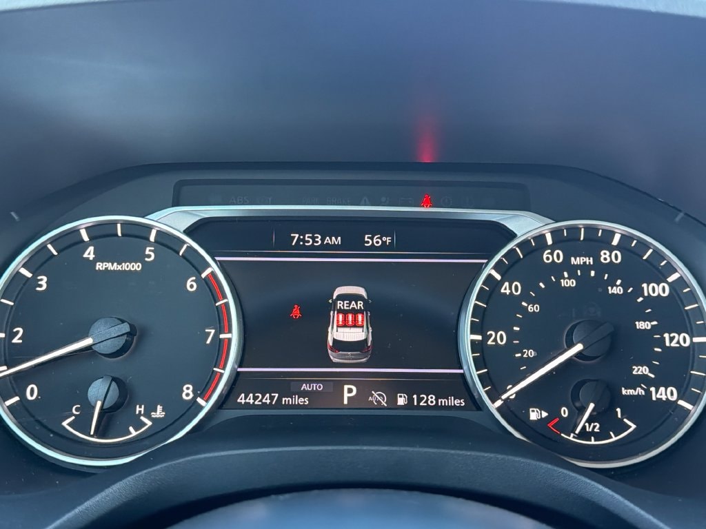 2024 Nissan Rogue SV - Photo 16