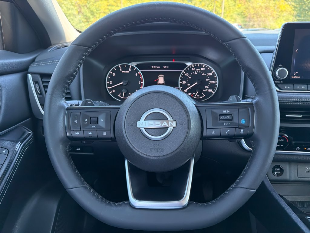 2024 Nissan Rogue SV - Photo 14