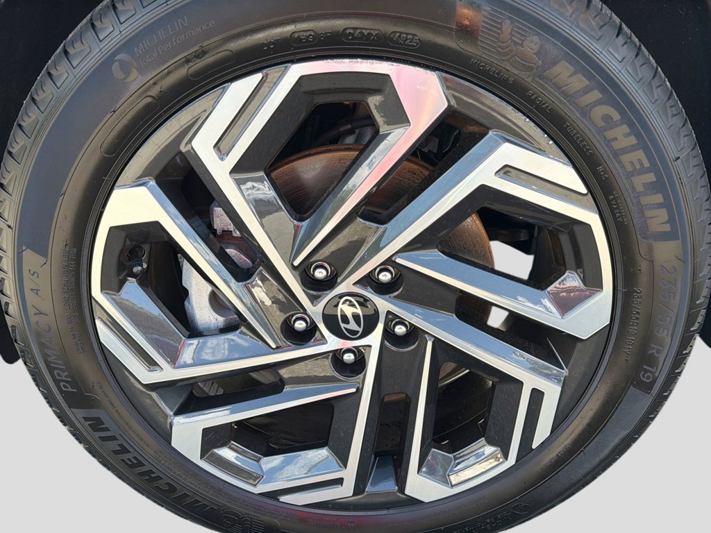 2026 Hyundai Tucson Limited - Photo 16