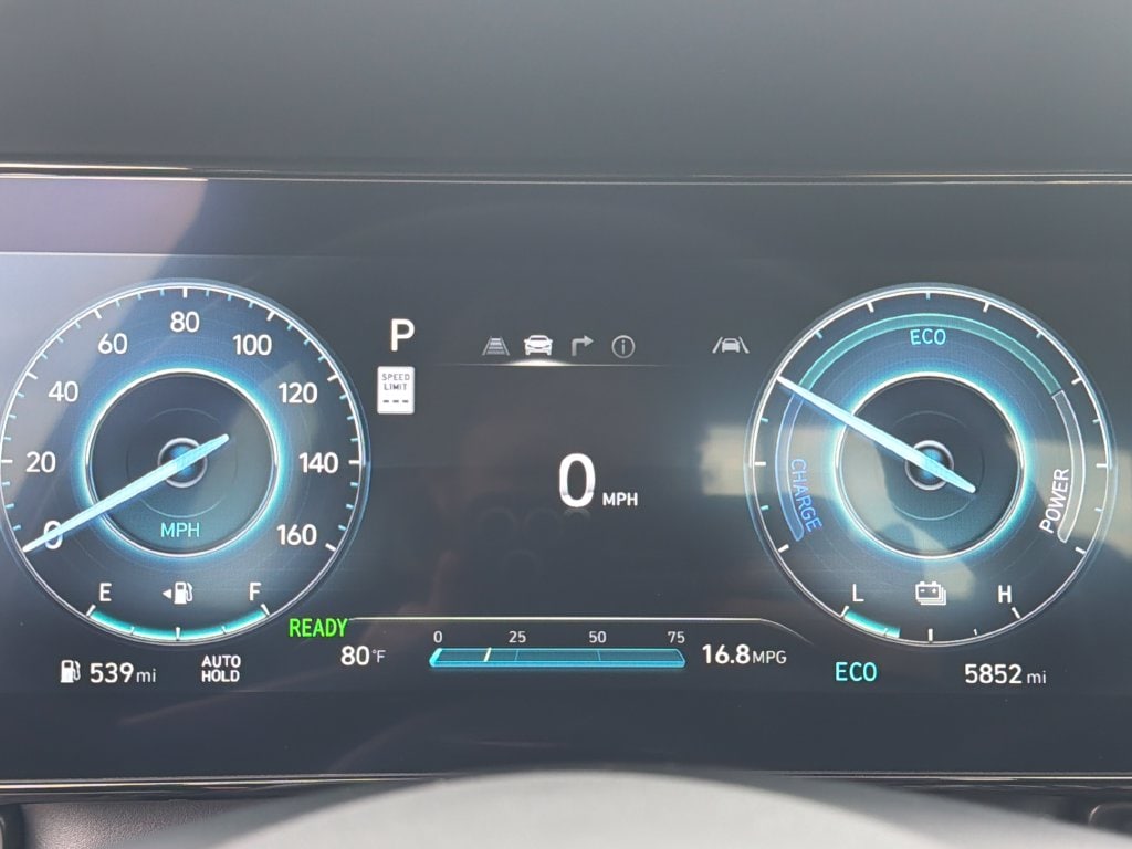 2025 Hyundai Elantra Blue - Photo 17