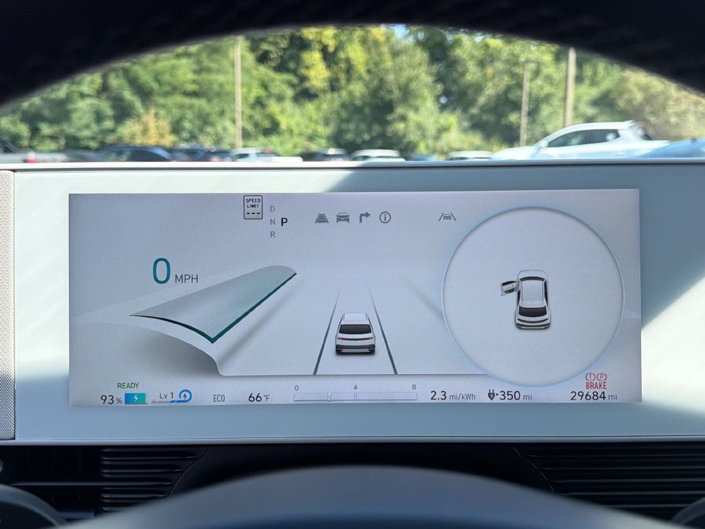 2023 Hyundai IONIQ 5 SE - Photo 16
