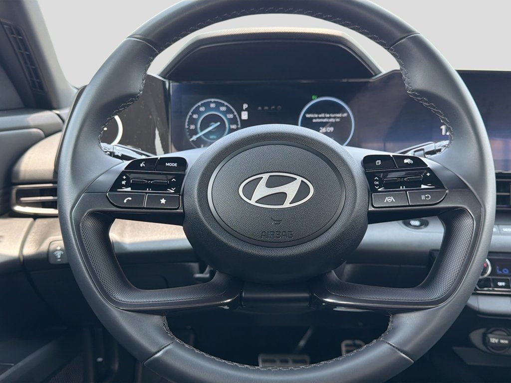 2025 Hyundai Elantra Blue - Photo 20