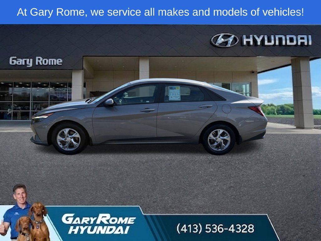 Used 2023 Hyundai Elantra SE with VIN KMHLL4AG3PU447282 for sale in Holyoke, MA