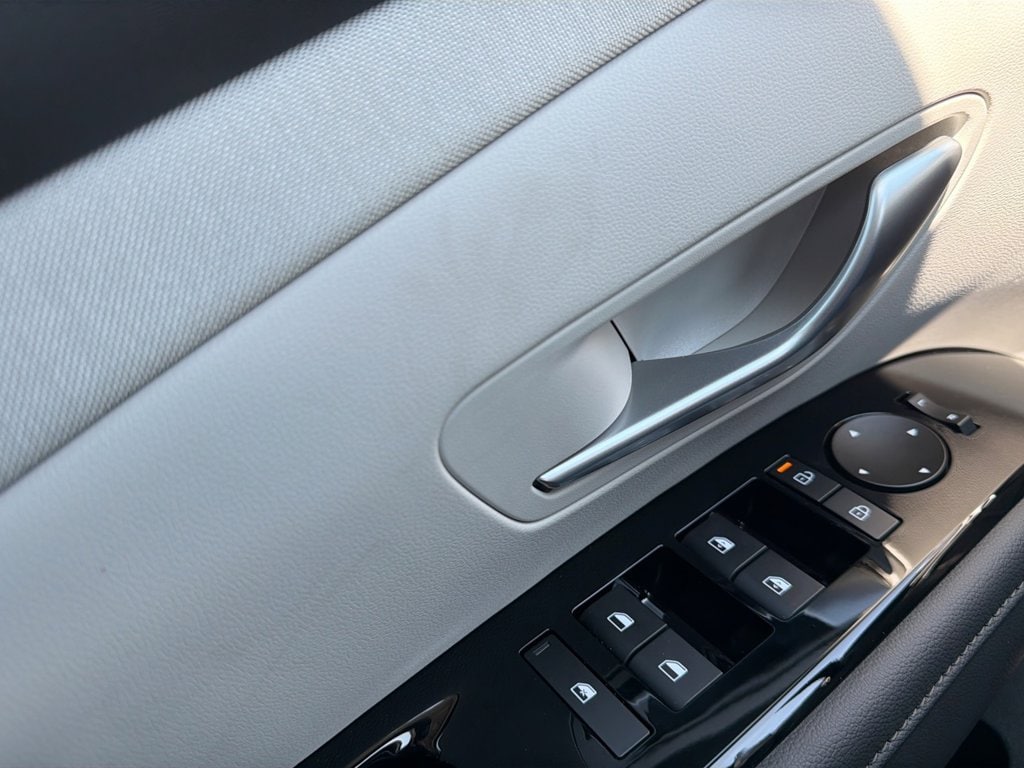 2026 Hyundai Tucson Limited - Photo 17