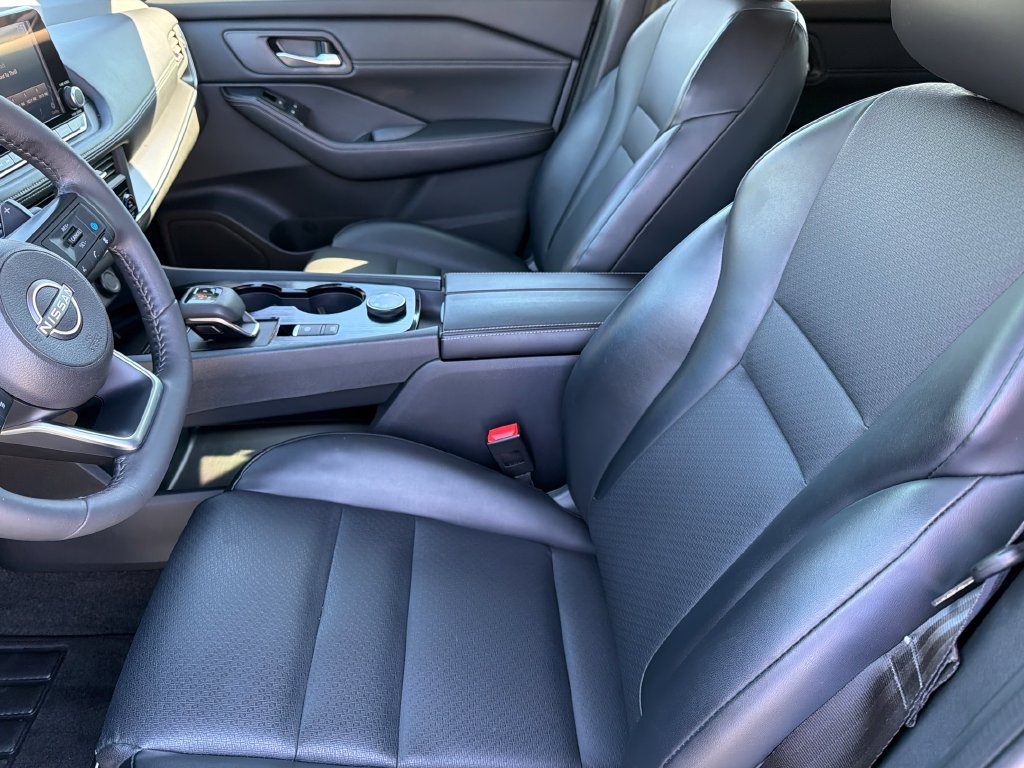 2024 Nissan Rogue SV - Photo 9
