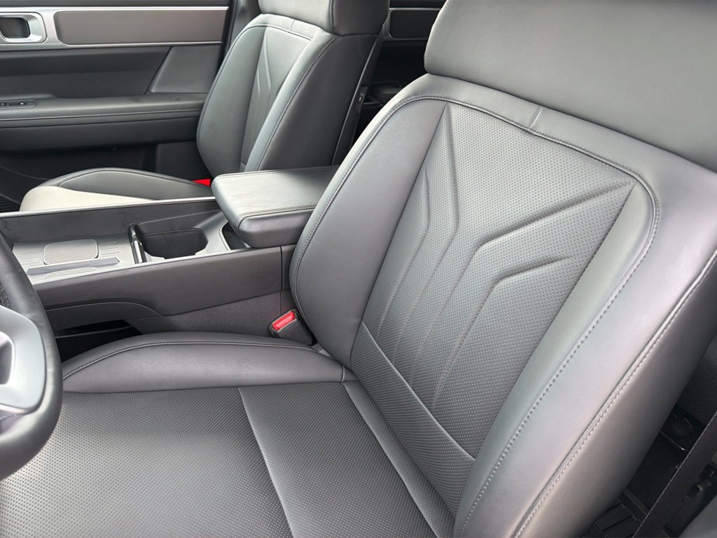 2025 Hyundai Santa Fe SEL - Photo 19