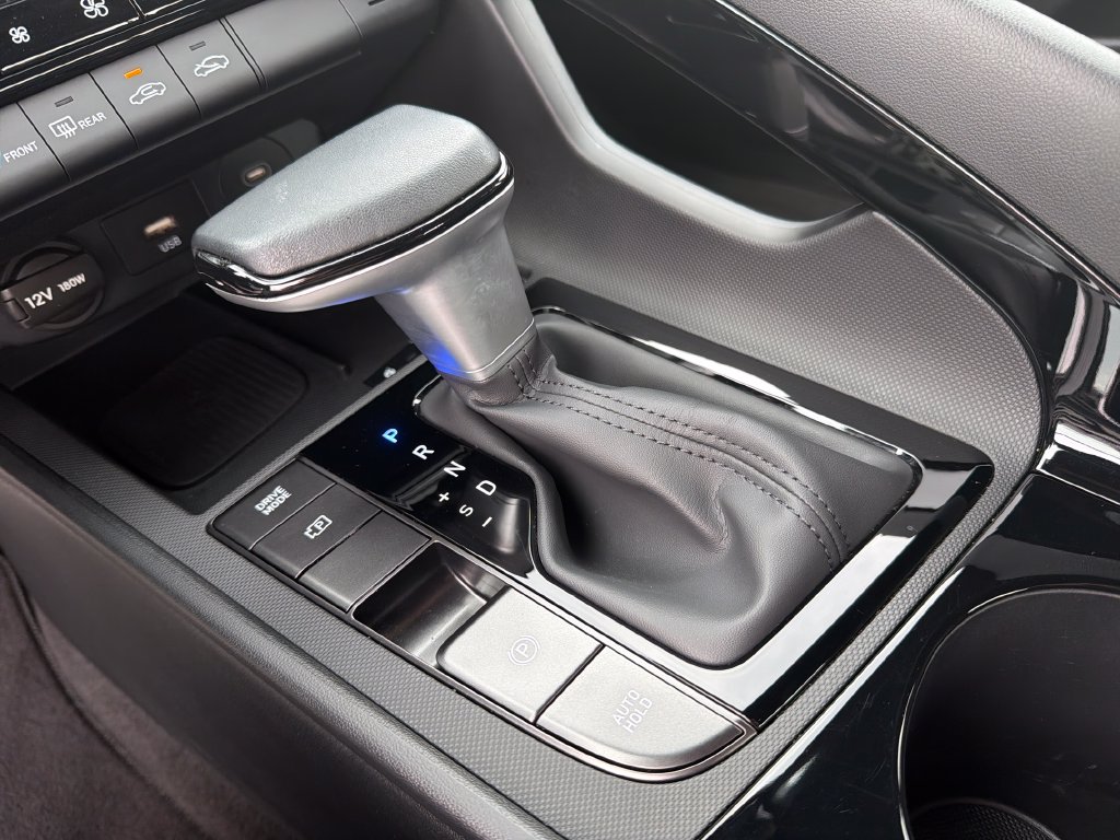 2025 Hyundai Elantra Blue - Photo 22