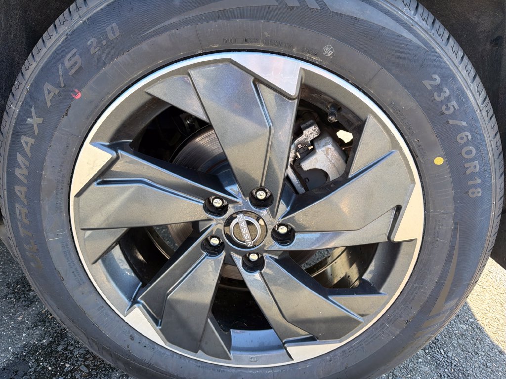 2024 Nissan Rogue SV - Photo 26