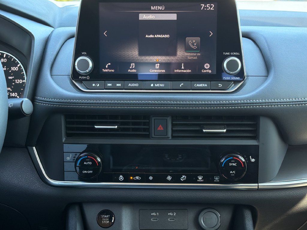 2024 Nissan Rogue SV - Photo 18