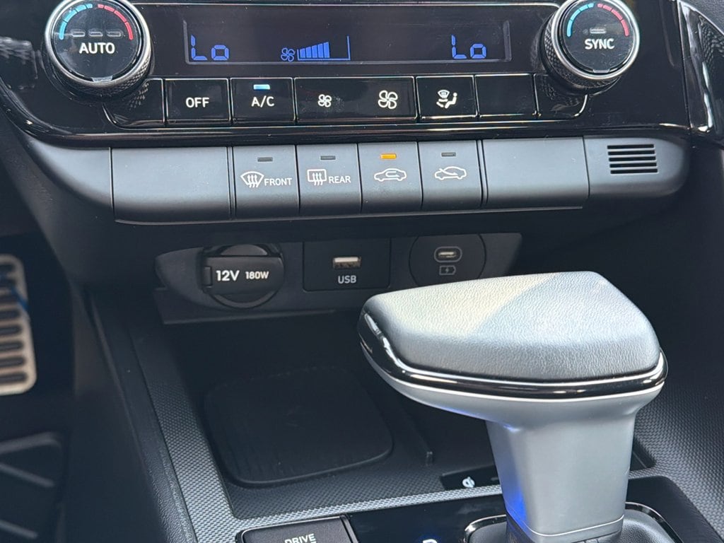 2025 Hyundai Elantra Blue - Photo 25