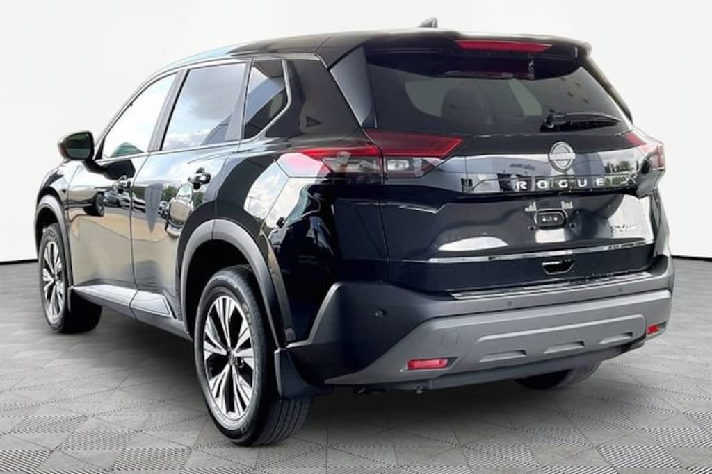 Used 2023 Nissan Rogue SV Intelligent AWD SUV