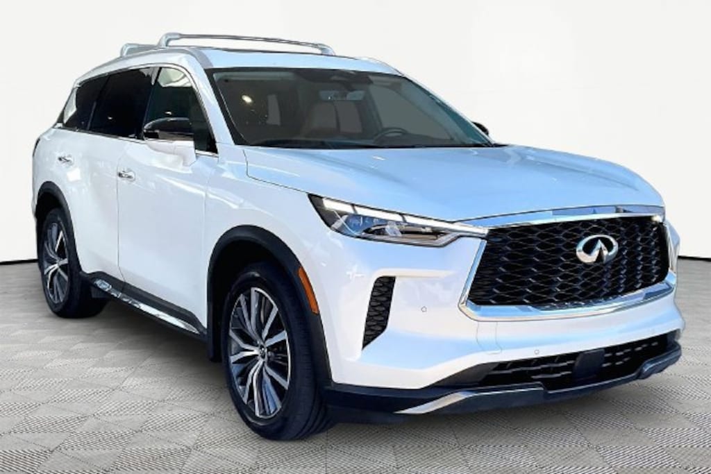 Used 2023 INFINITI QX60 Sensory