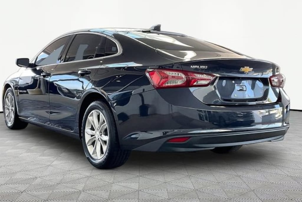 Used 2022 Chevrolet Malibu LT Car