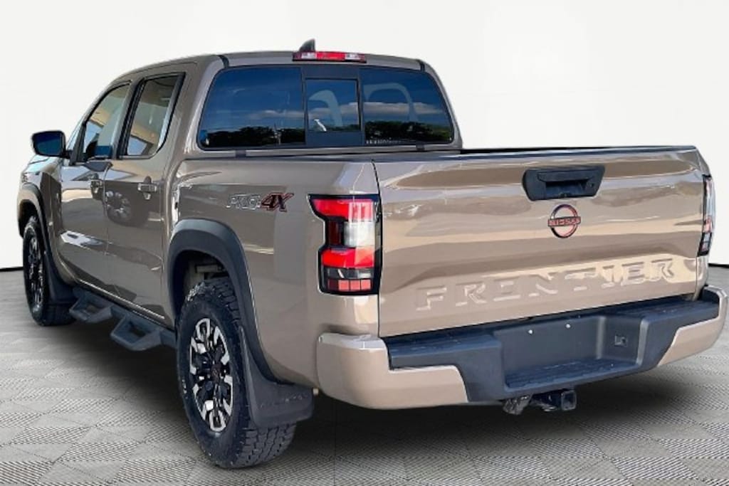 Used 2022 Nissan Frontier Crew Cab PRO-4X 4x4 Truck