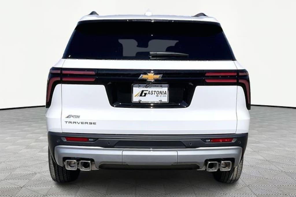 New 2026 Chevrolet Traverse LT SUV