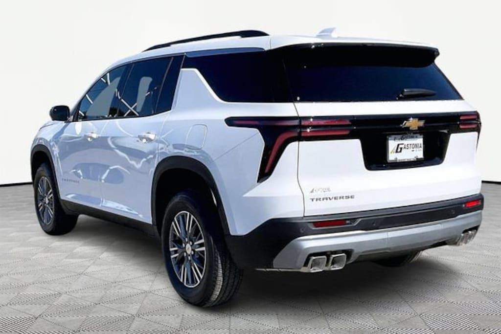 New 2026 Chevrolet Traverse LT SUV