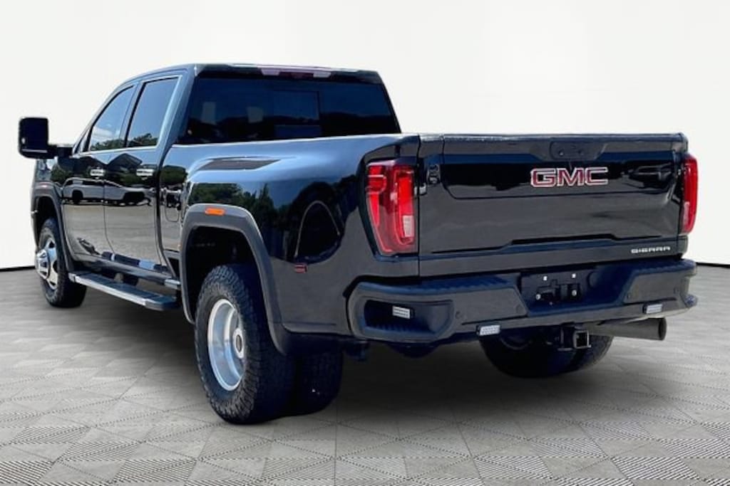 Used 2022 GMC Sierra 3500 HD Denali DRW Truck