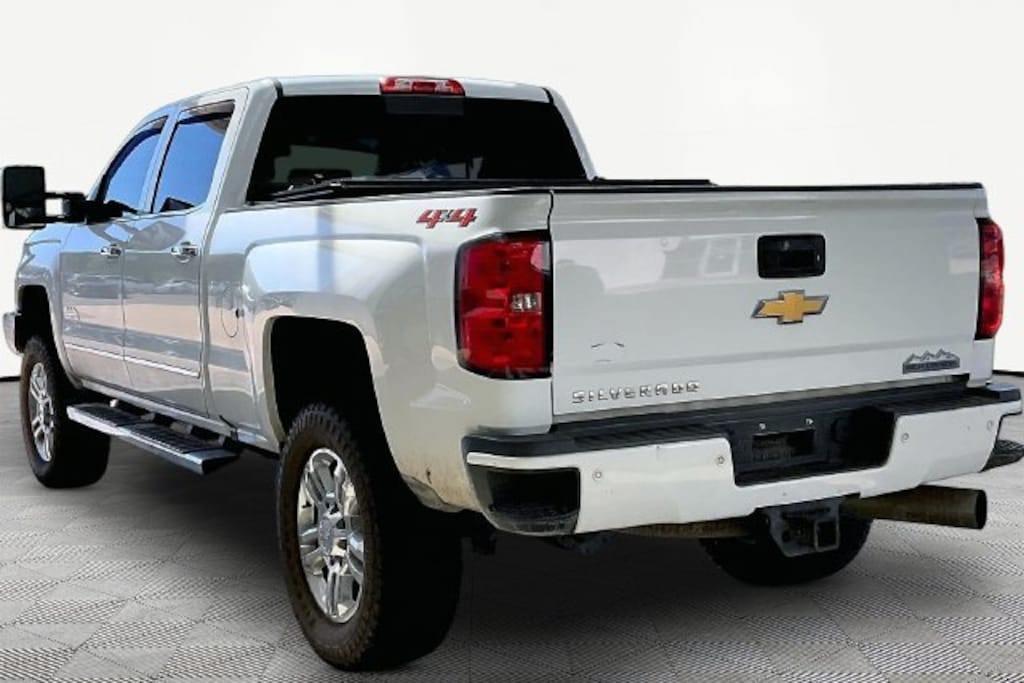 Used 2019 Chevrolet Silverado 2500 HD High Country Truck