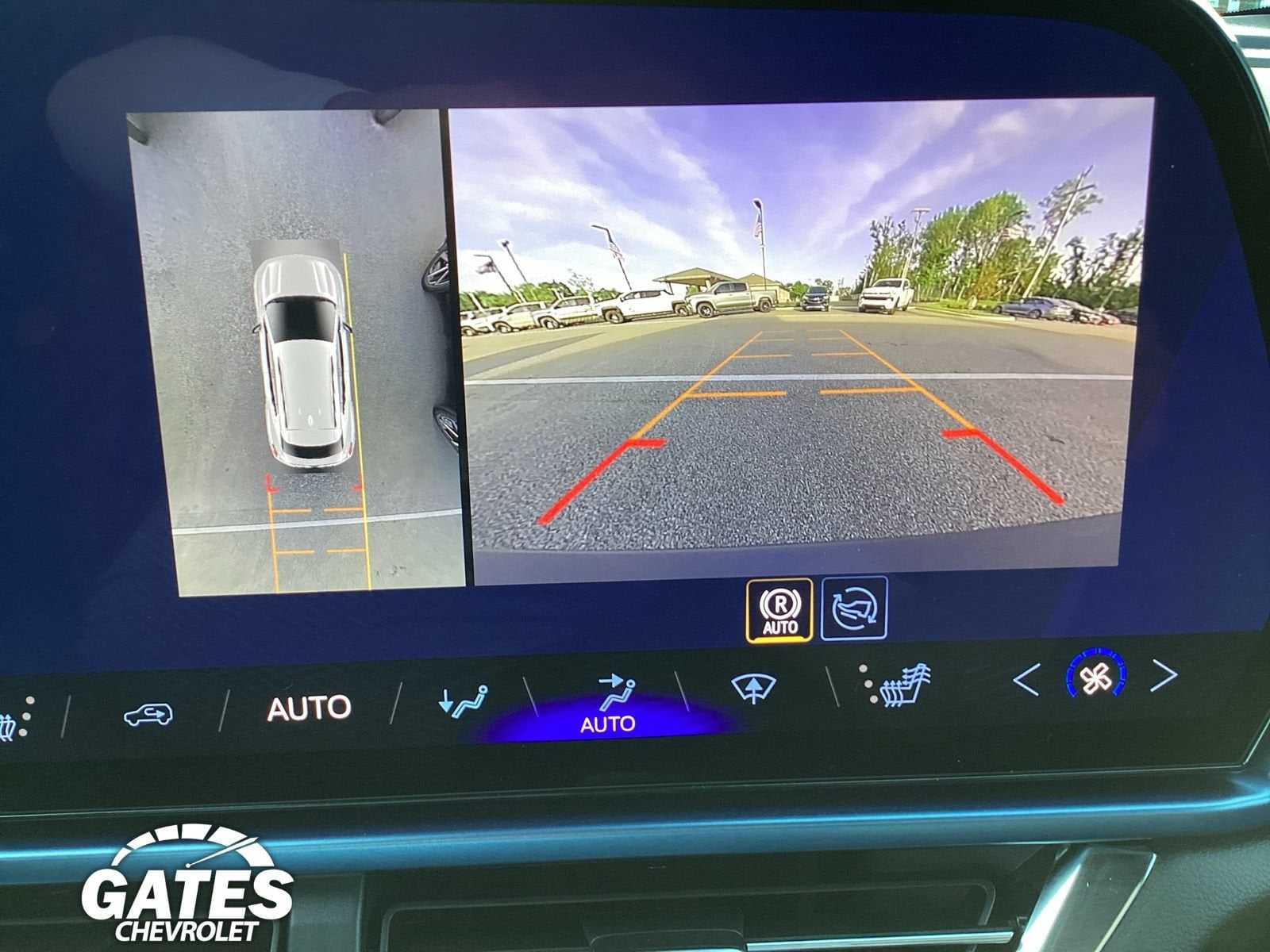 2026 Chevrolet Equinox EV 2LT - Photo 9