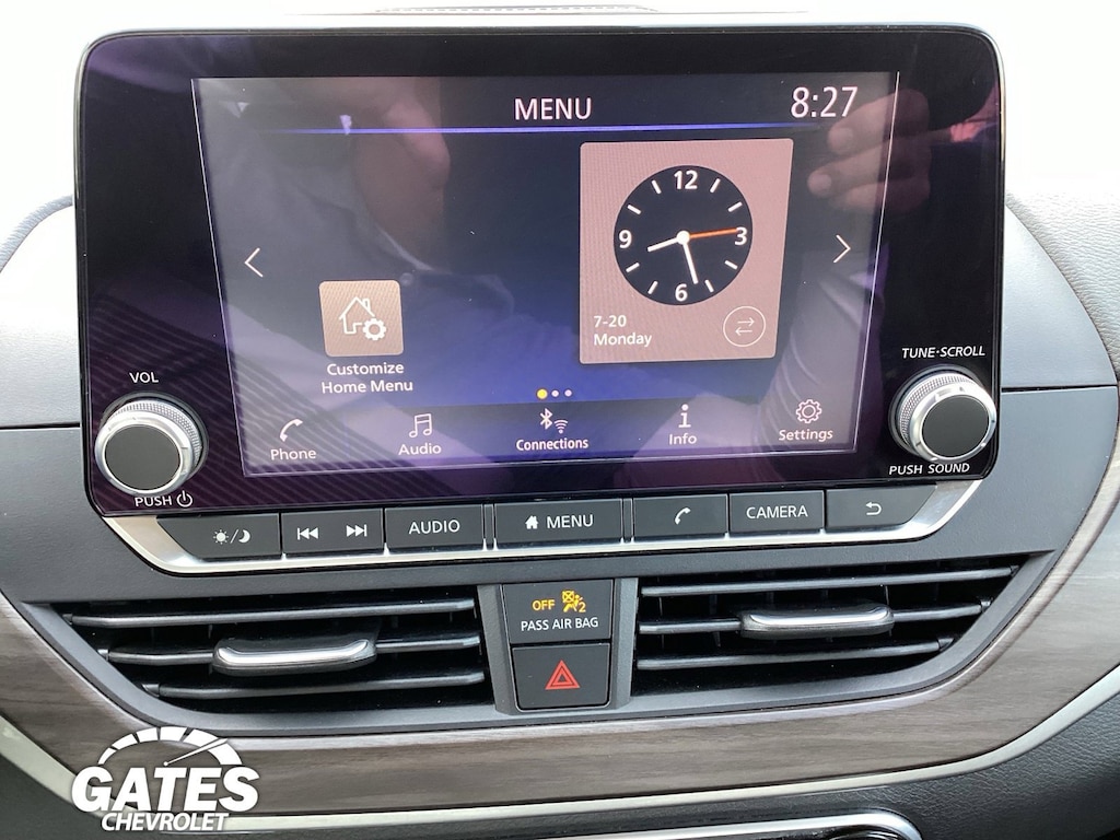 Used 2024 Nissan Altima 2.5 SV