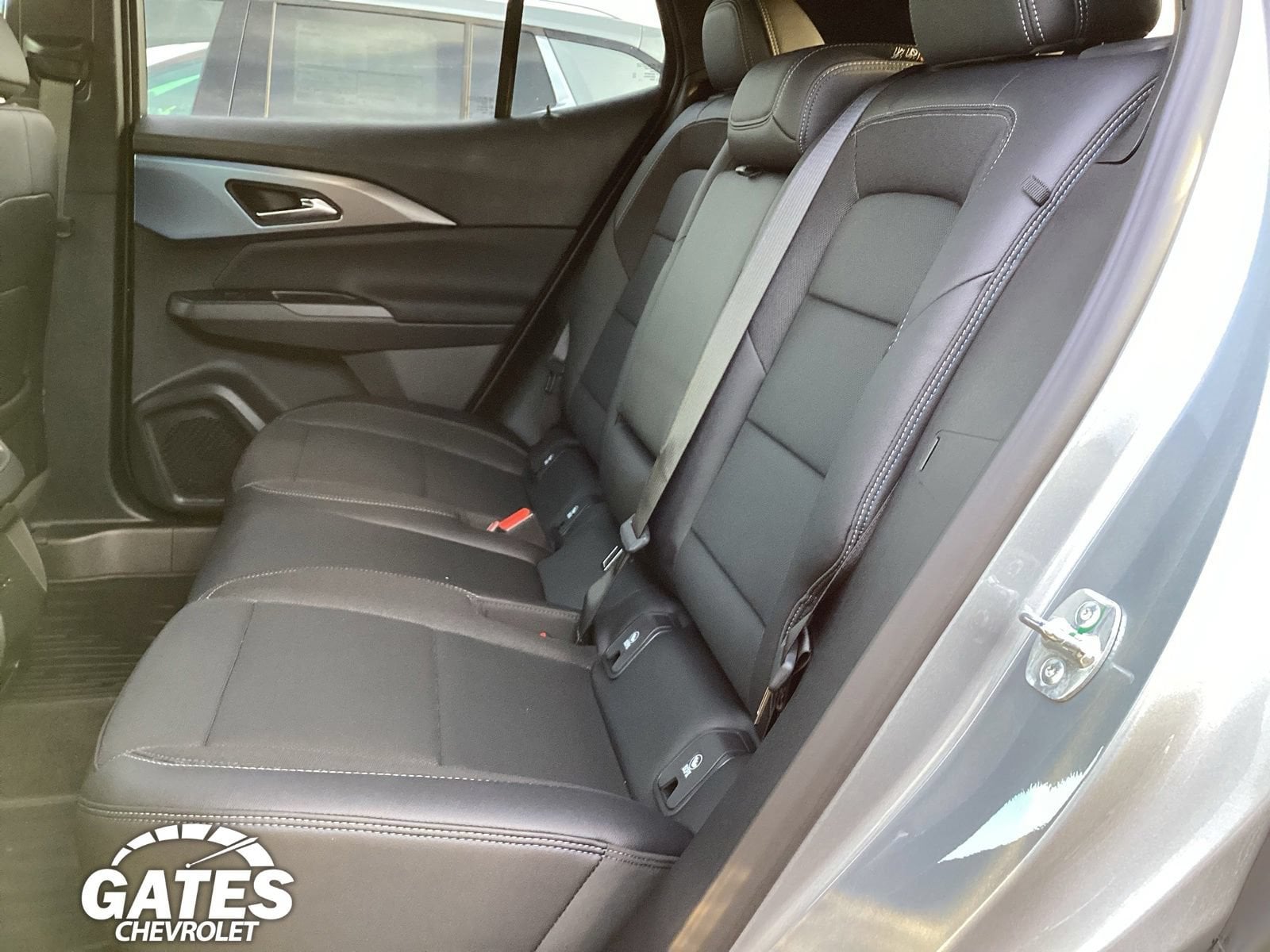 2025 Chevrolet Equinox EV 1LT - Photo 5